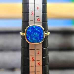 18. 925 Sterling Silver Blue Lab Opal Ring Sz 4